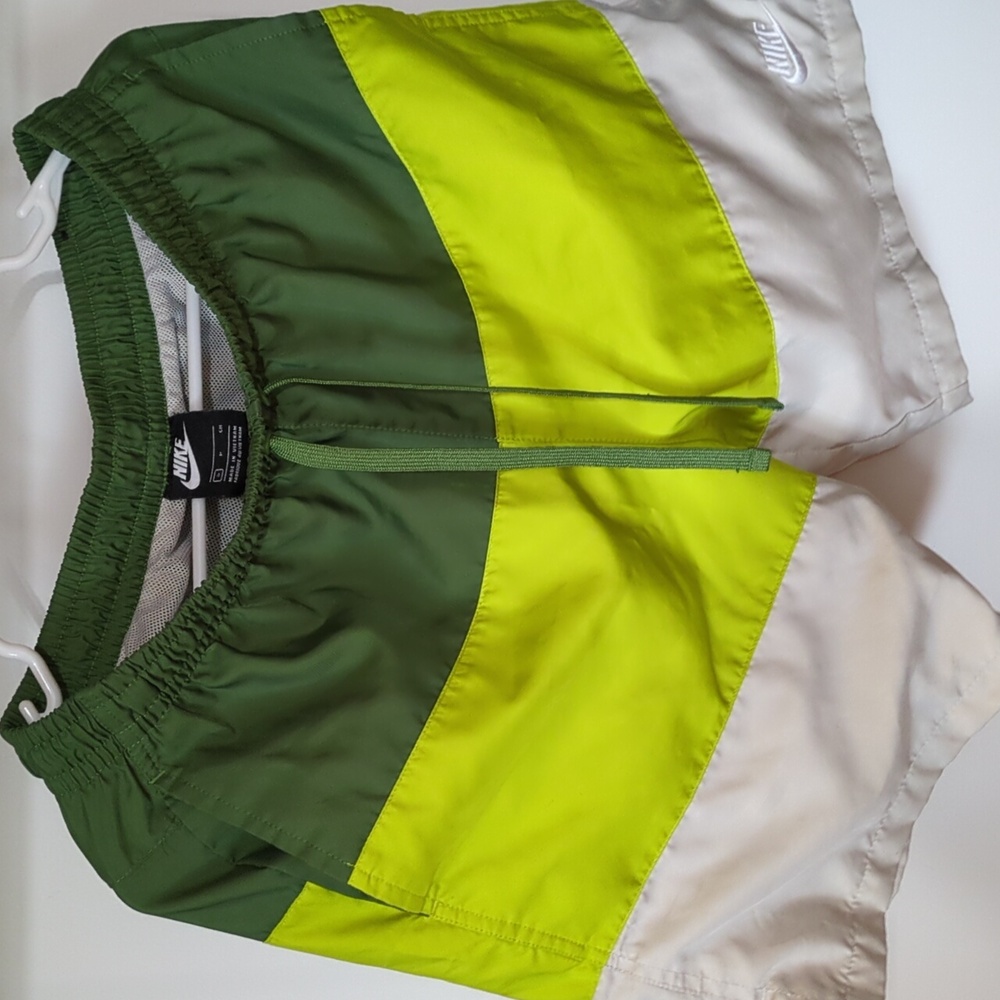 Nike Quick dry Shorts, green/Lime green/light Gray